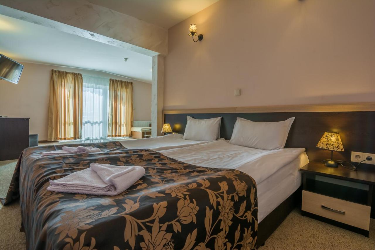 Hotel Royal Borovets Bagian luar foto
