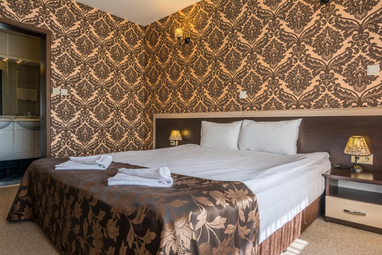 Hotel Royal Borovets Bagian luar foto