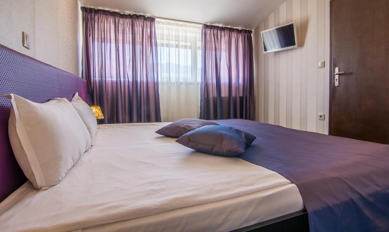 Hotel Royal Borovets Bagian luar foto